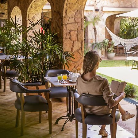 Las Lomas Casa Hotel Asunción Esterno foto