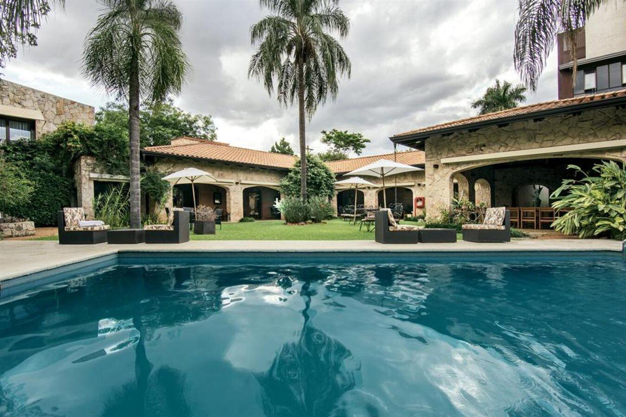 Las Lomas Casa Hotel Asunción Esterno foto