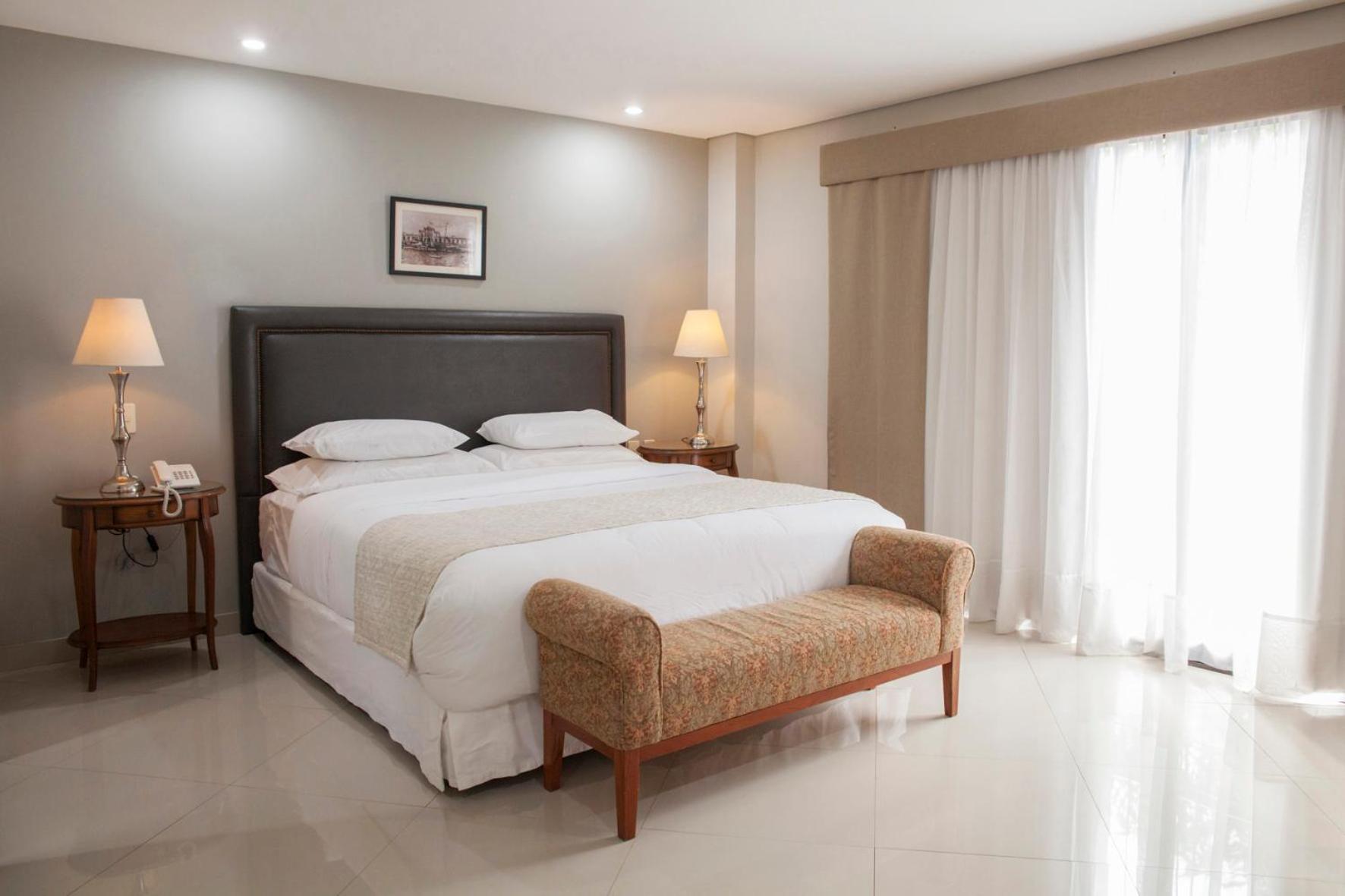 Las Lomas Casa Hotel Asunción Esterno foto
