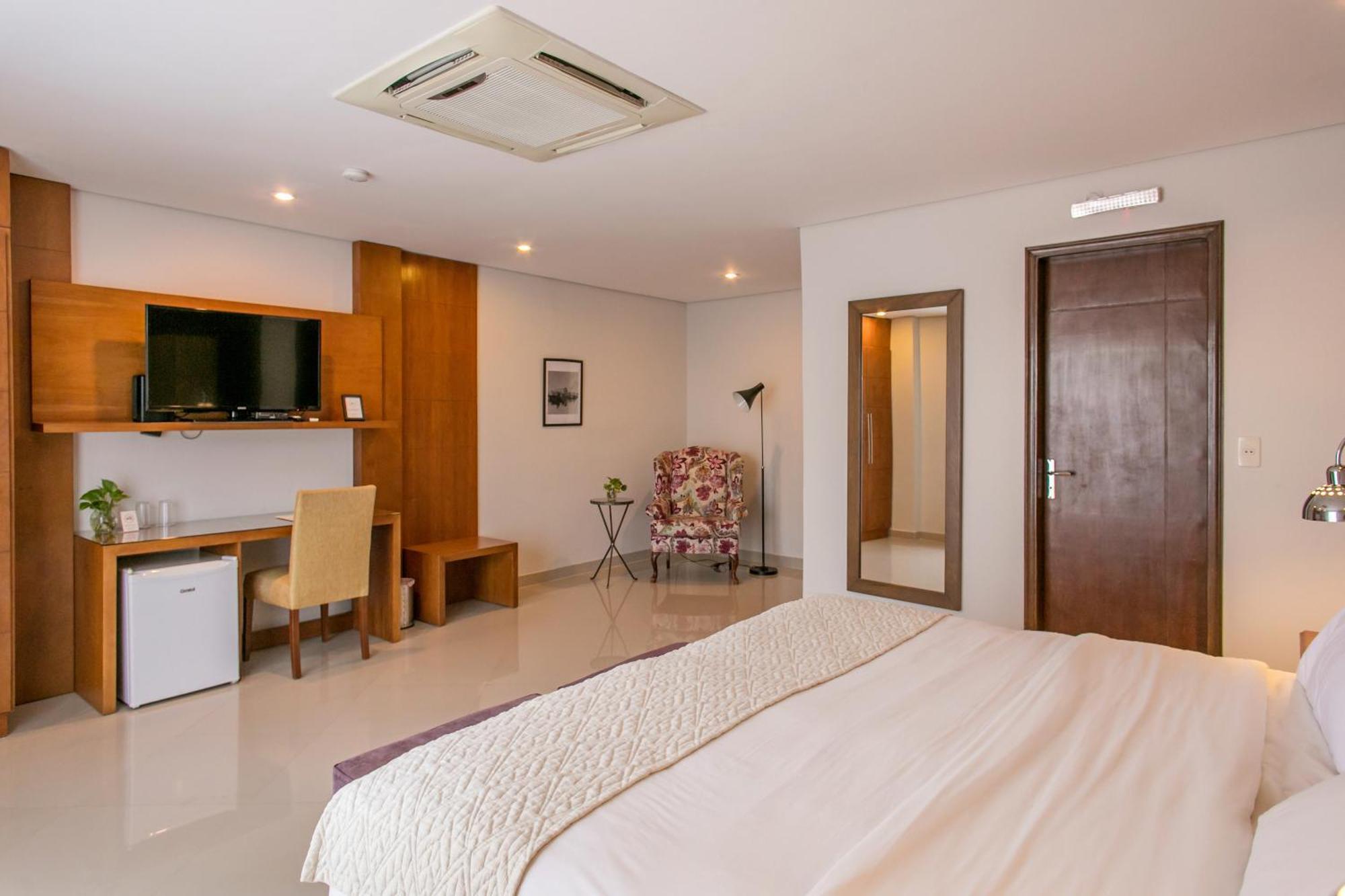 Las Lomas Casa Hotel Asunción Esterno foto