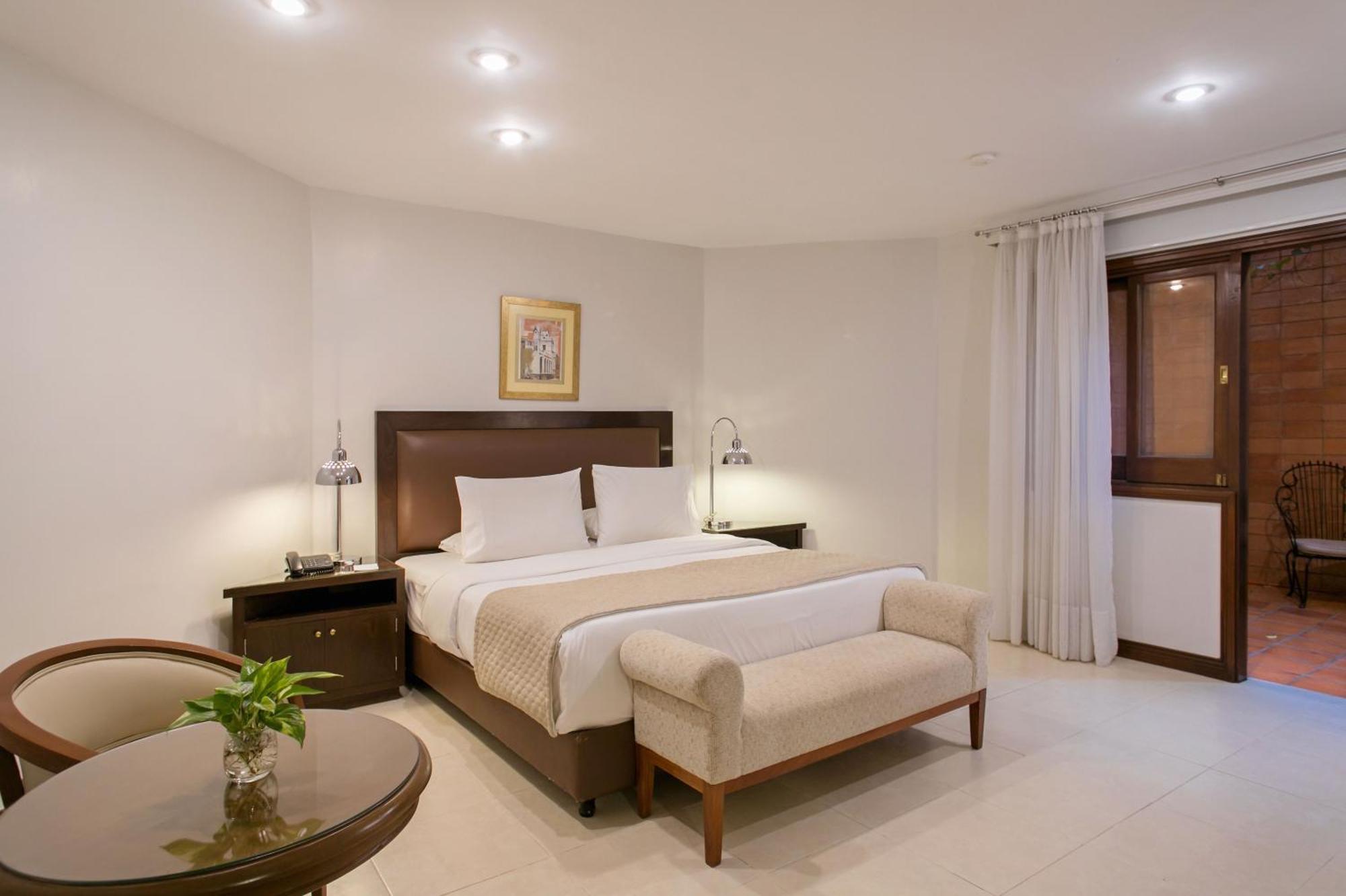 Las Lomas Casa Hotel Asunción Esterno foto