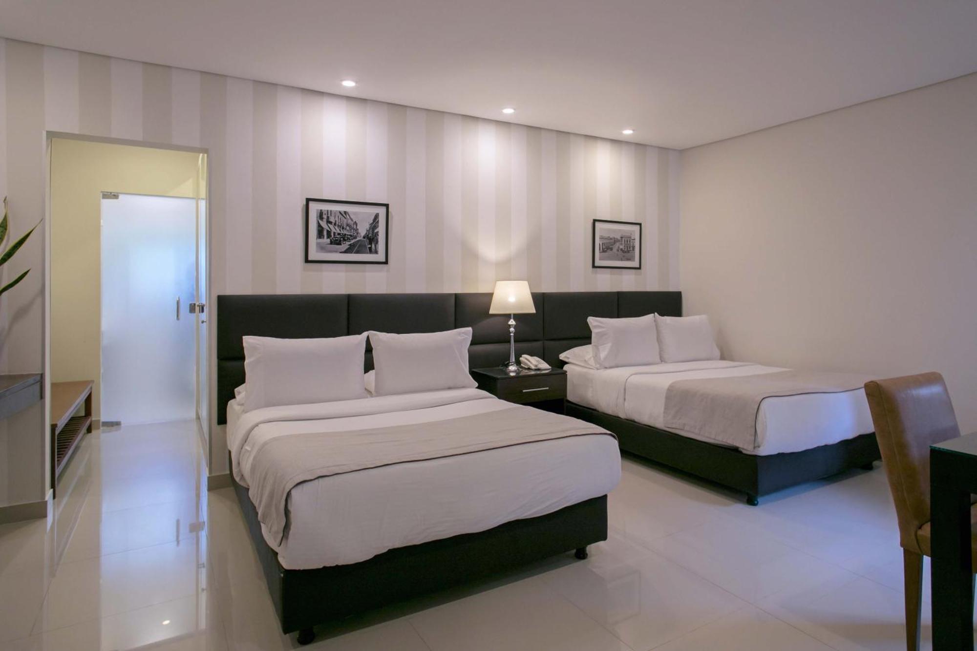 Las Lomas Casa Hotel Asunción Esterno foto