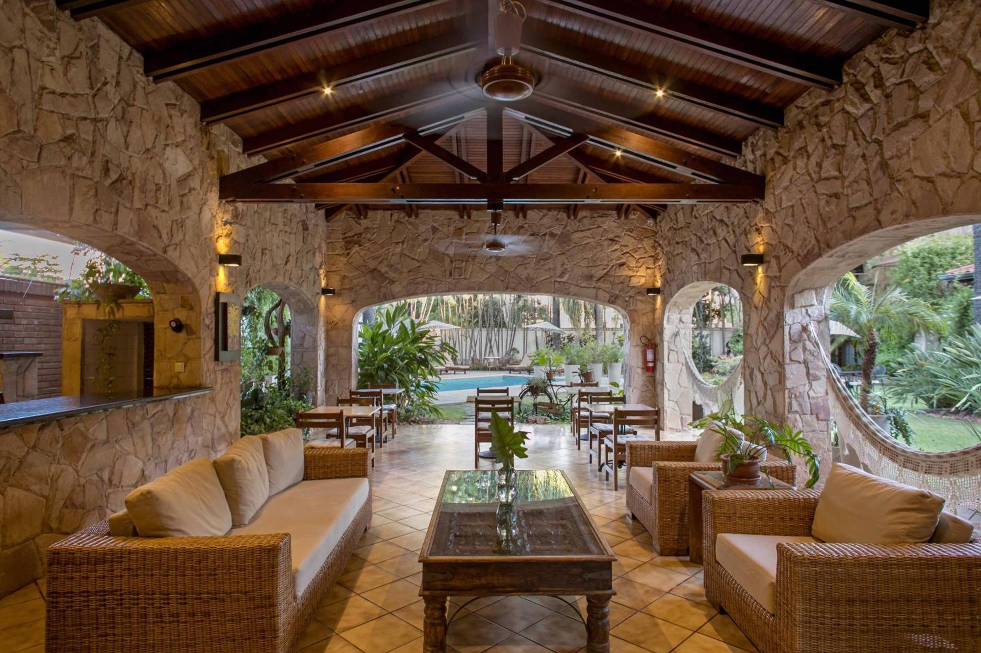 Las Lomas Casa Hotel Asunción Esterno foto